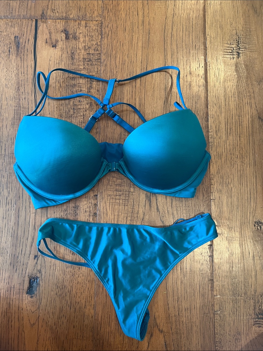 Victoria’s Secret Teal Strappy Push Up Bra and Thong Set